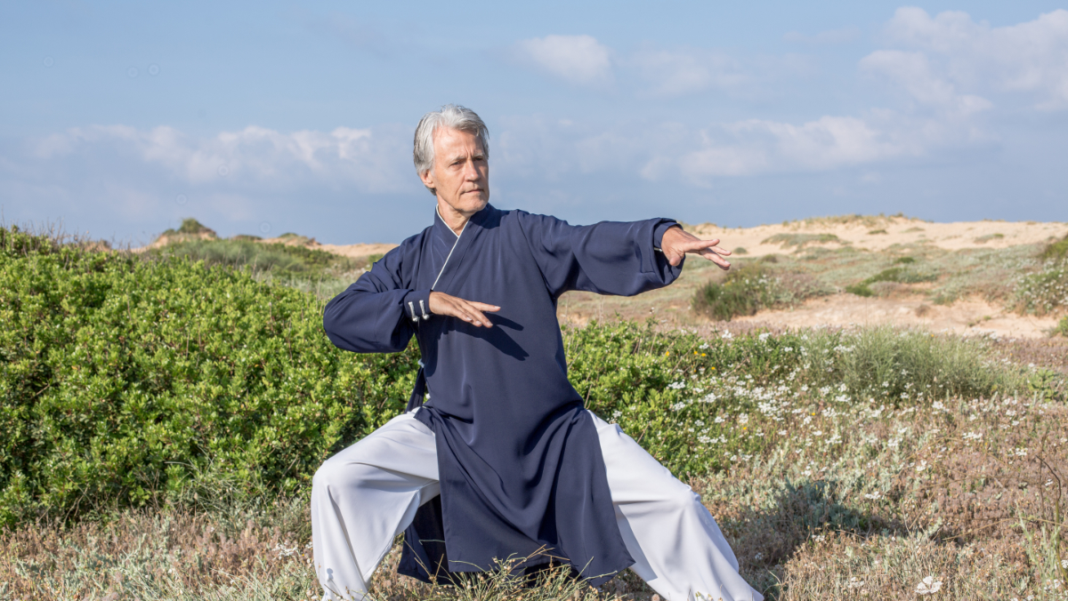 Tai Chi WuJii Hände fließende Bewegungen gegen Kopfschmerzen Ralf